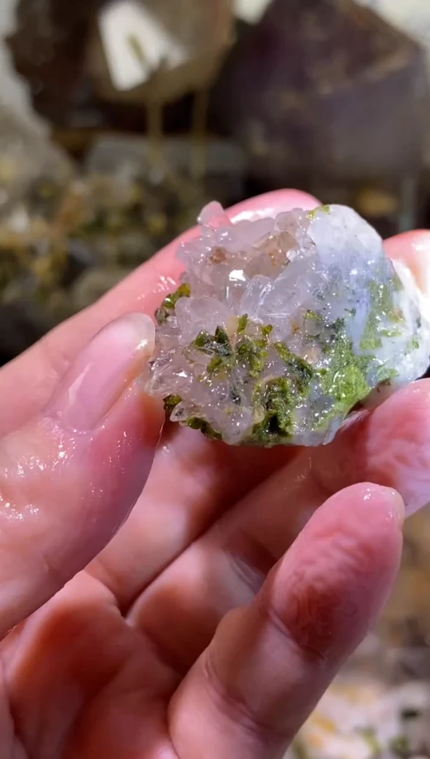 未镶嵌珠宝半成品水晶57号四川超七花园水晶