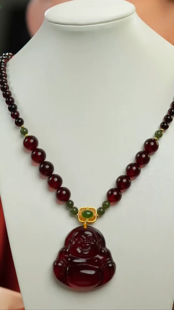 【闪购商品】血珀颈饰未镶嵌45*45血珀佛公吊坠项链