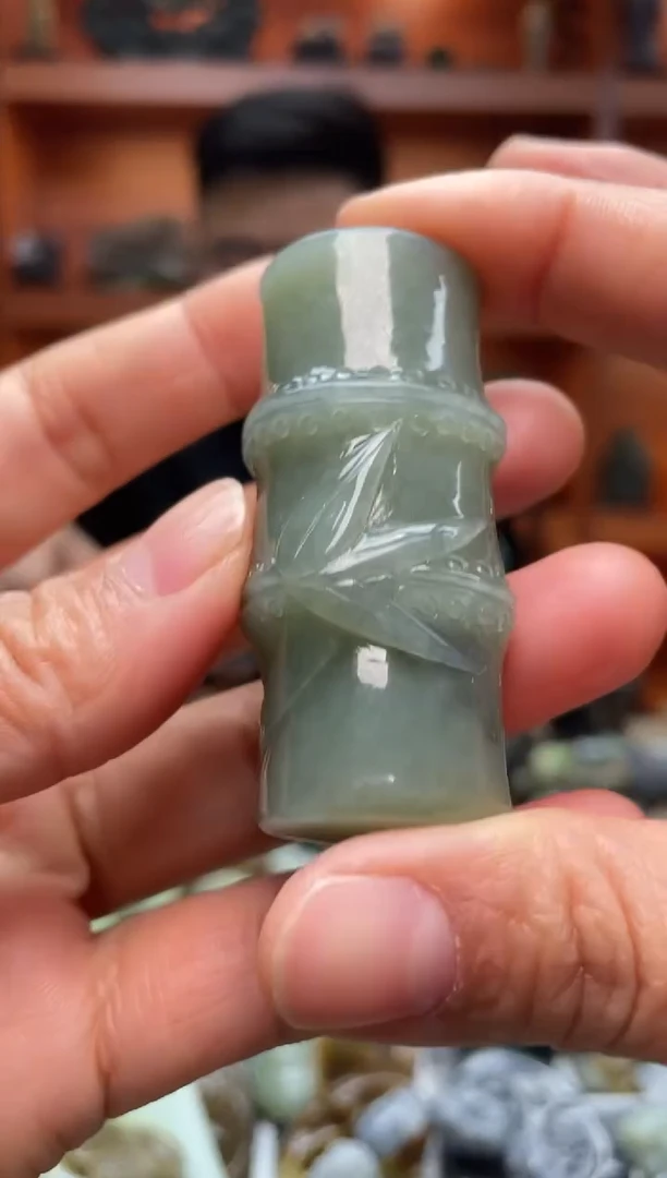 未镶嵌和田玉把件1