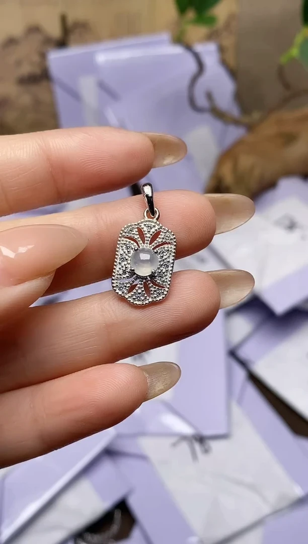 未镶嵌翡翠耳饰天然翡翠