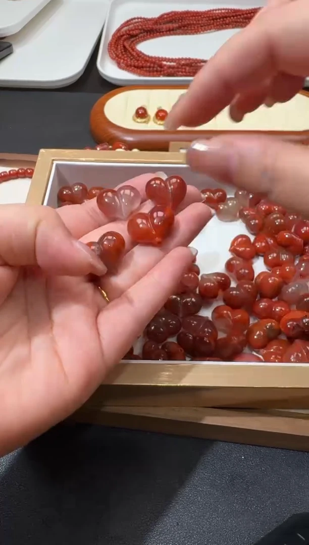 南红玛瑙裸石未镶嵌S0729-S1008-117多样性一件