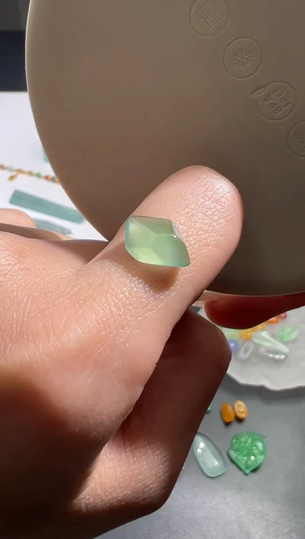 未镶嵌定制翡翠缅甸A货翡翠