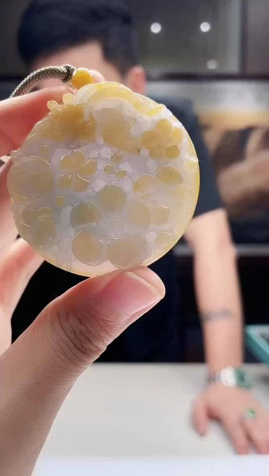 翡翠未镶嵌吊坠(不含链)305