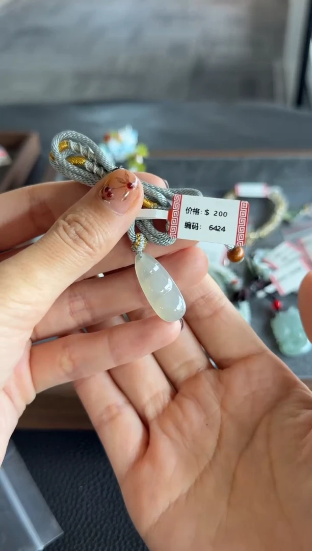 颈饰未镶嵌翡翠6424号买断