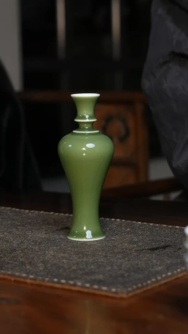 【闪购商品】南山雪堂苹果绿花瓶