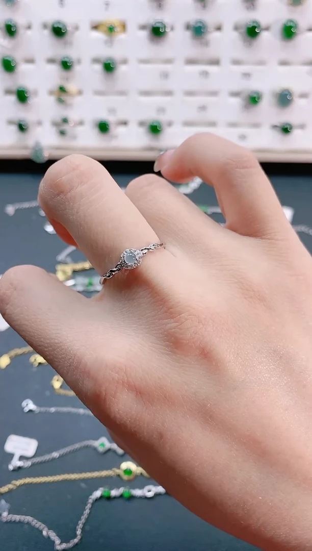 【闪购商品】翡翠戒指银S925镶嵌天然翡翠