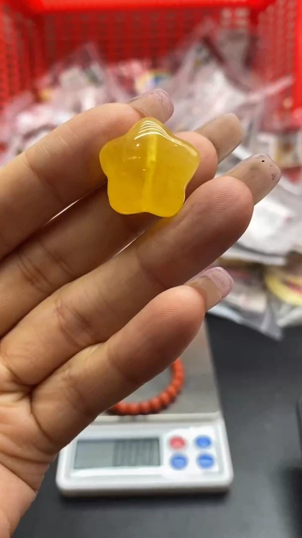 琥珀未镶嵌珠宝奇石136