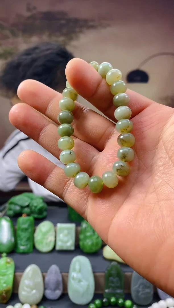 颈饰未镶嵌和田玉111