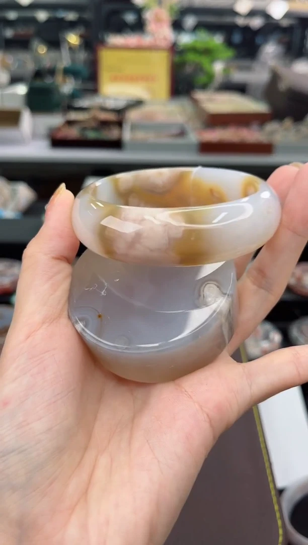 【闪购商品】石英质玉手镯未镶嵌60圈口（赠品镯心）3600264