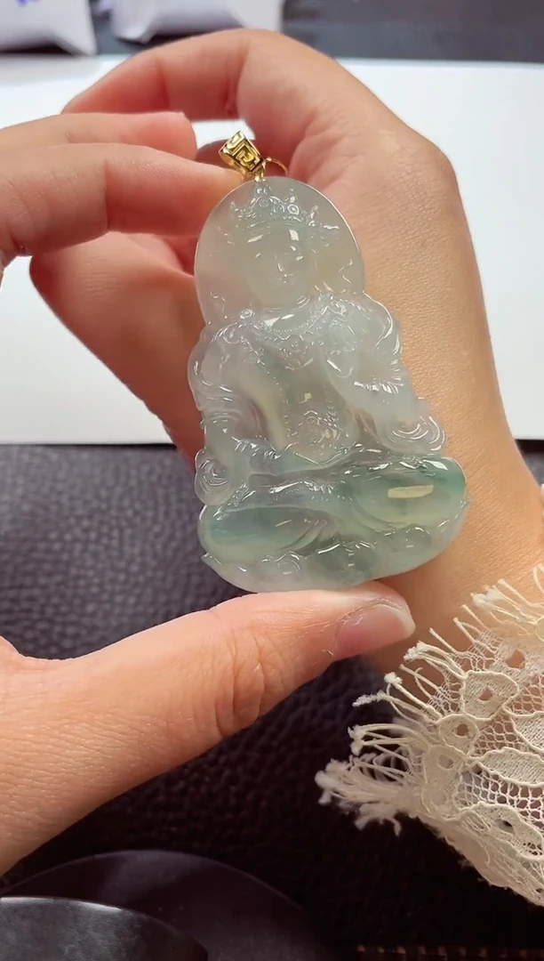 颈饰18K金镶嵌翡翠00006695