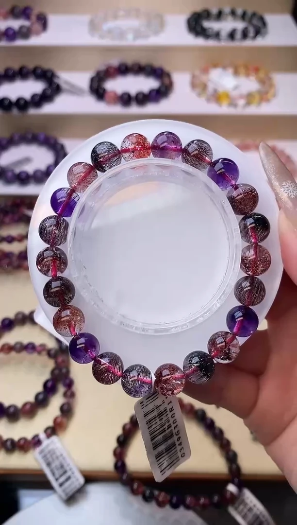 【闪购商品】水晶手链未镶嵌黑加仑超七9m+