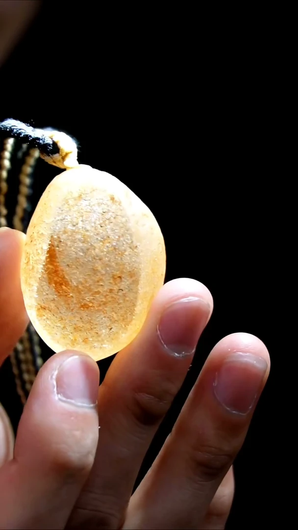 吊坠(赠链)未镶嵌水晶水晶