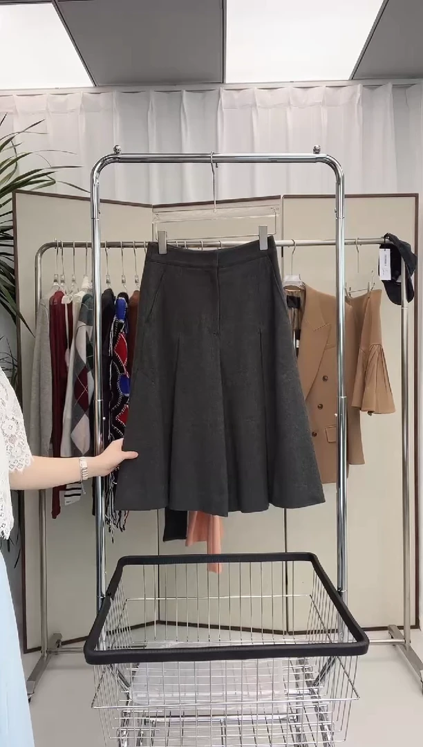 recto 羊毛裤裙XS码 腰围66 已开价