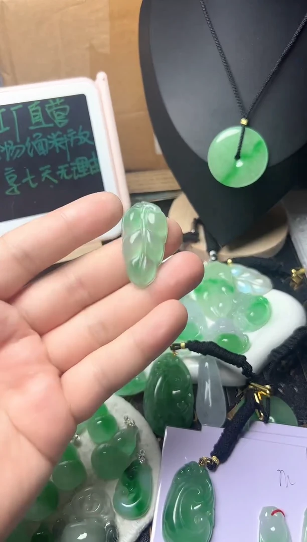 颈饰未镶嵌翡翠所见即所得，一图一物
