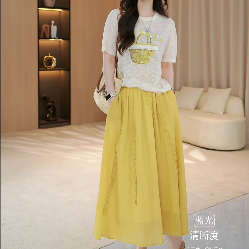 【小花篮】夏季圆领显瘦休闲时尚T恤+百搭设计感半身裙LK2504621