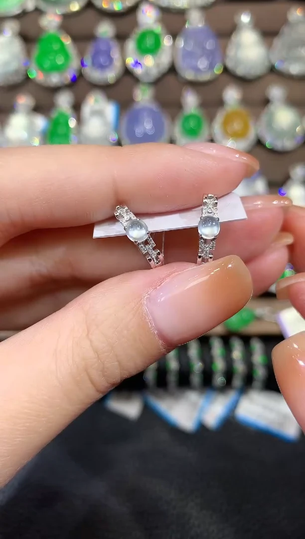 18K金镶嵌翡翠耳饰A29  多样性发货一件