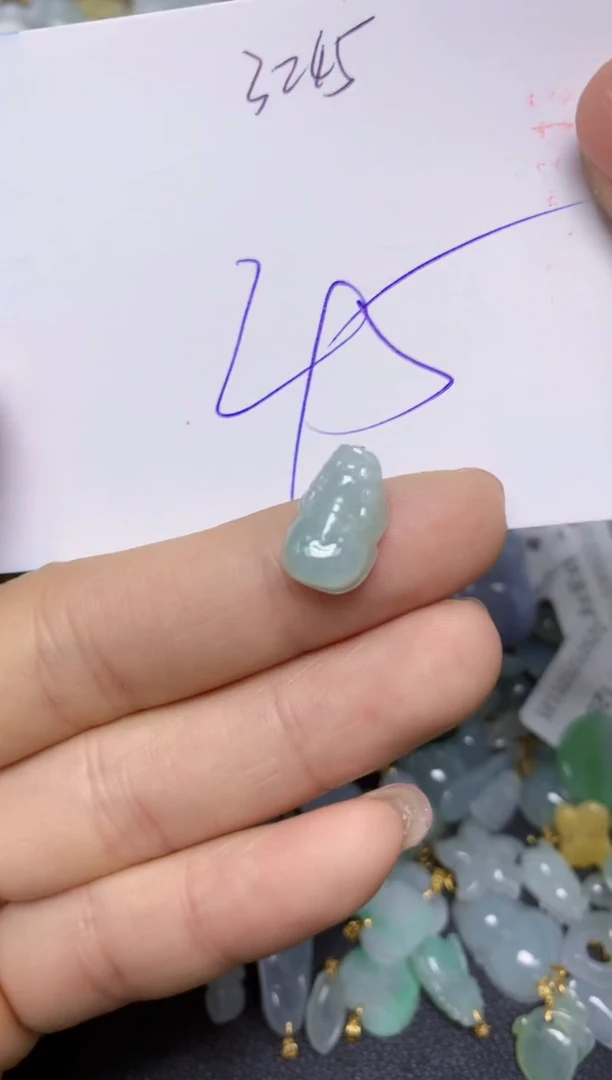 【闪购商品】翡翠挂件18K金镶嵌 天然翡翠A货