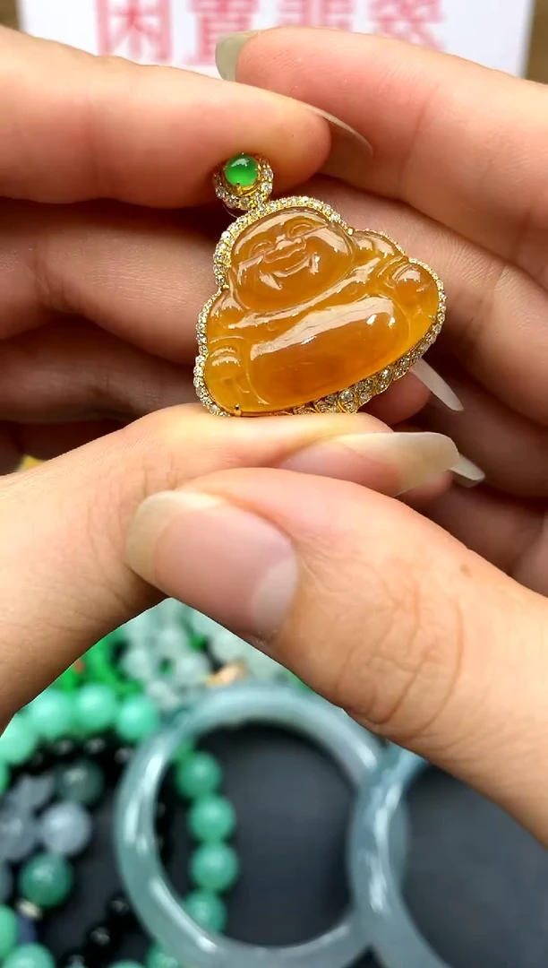 颈饰18K金镶嵌翡翠142 -中国好珍宝