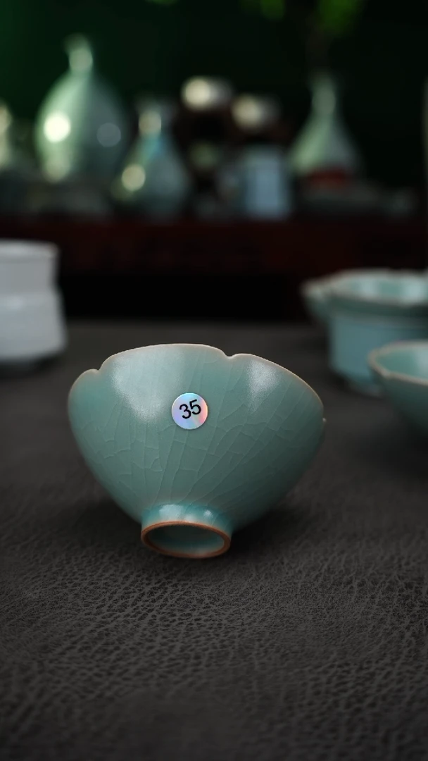 瓷片仿古釉35号花口杯微瑕简包-二