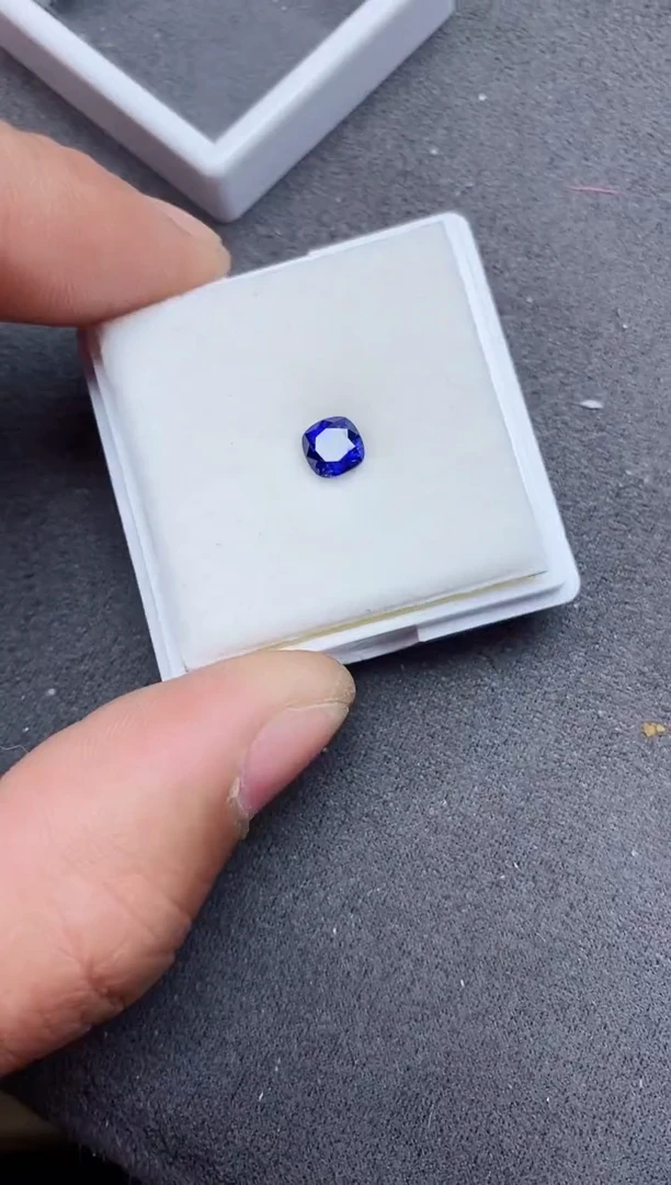 裸石蓝宝石1.12ct