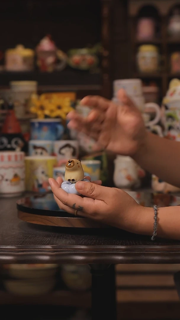 摆件景德镇釉下彩绘设计师款式陶瓷