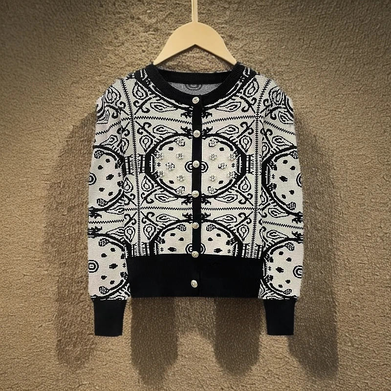 950复古长袖毛衣女套头慵懒钉珠高级短款毛针织衫上衣