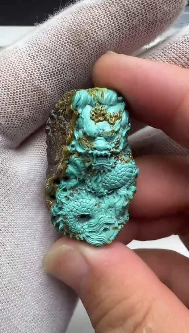 绿松石未镶嵌龙牌挂件