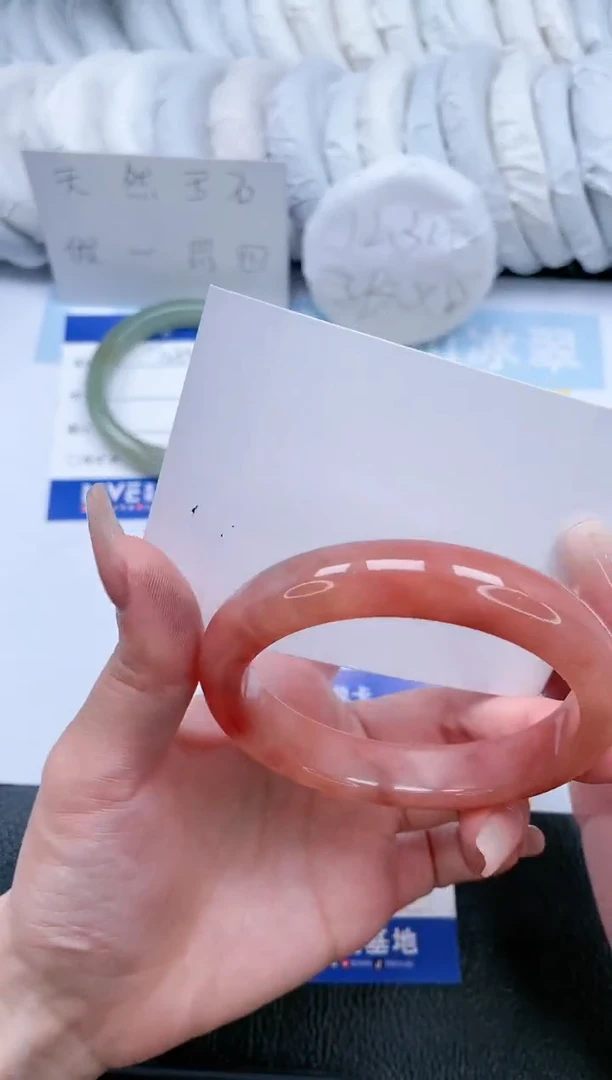 【闪购商品】石英质玉手镯未镶嵌T255-60