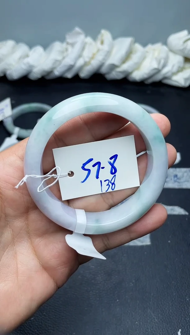 未镶嵌手镯翡翠138