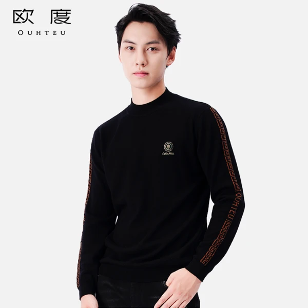OUHTEU/欧度【经典品牌LOGO】25秋冬新款保暖条纹设计男针织衫7686