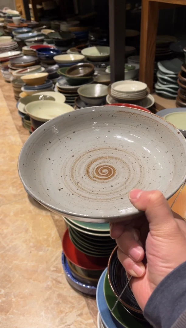 【闪购商品】瓷片947 灰麻点的锅盘1个