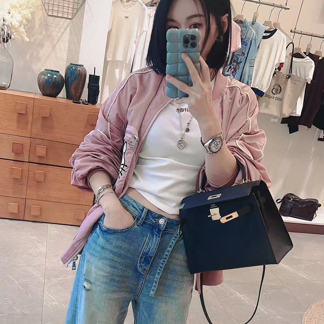 H.XIAOWEN.Y/韩依扬       欧货卡通猫棒球服外套       E3651390