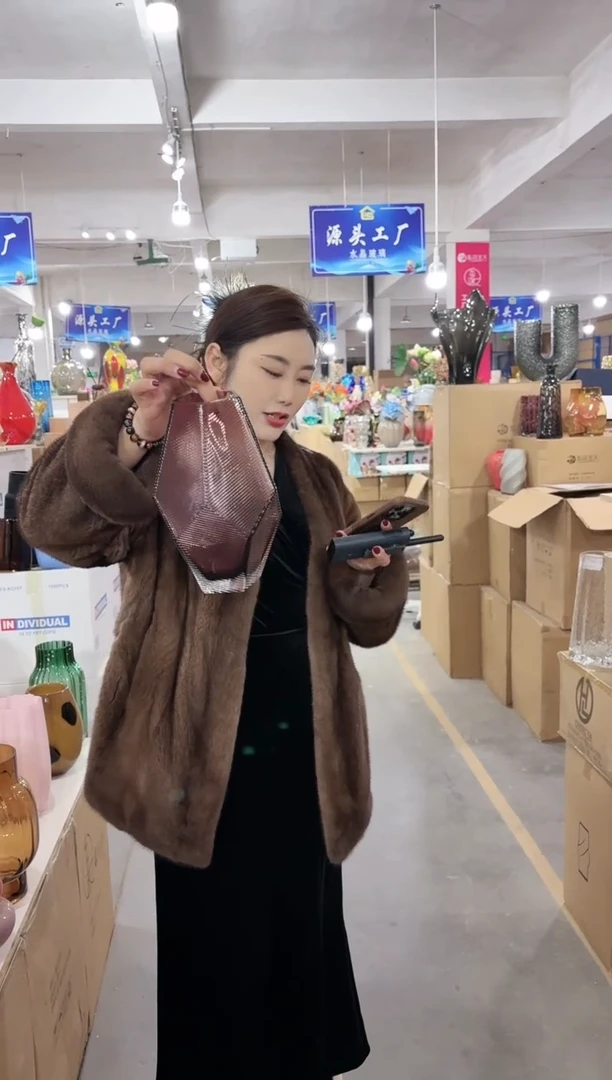 【闪购商品】玻璃私花贸易祁祁-微瑕--RW55E