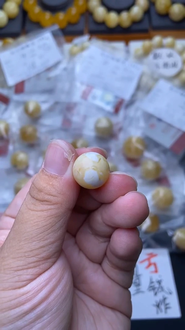 裸石琥珀未镶嵌 星筠珠宝优选8