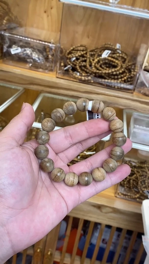 沉香手串 达拉干圆珠单圈1.3多样性发其一
