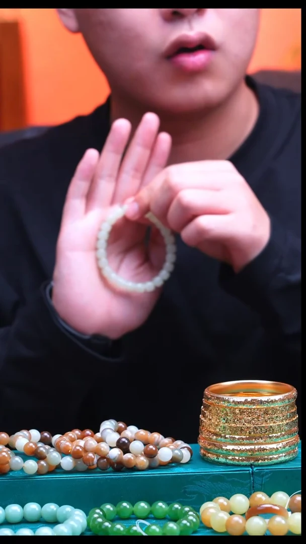 未镶嵌手链和田玉冰黄口手串卡7