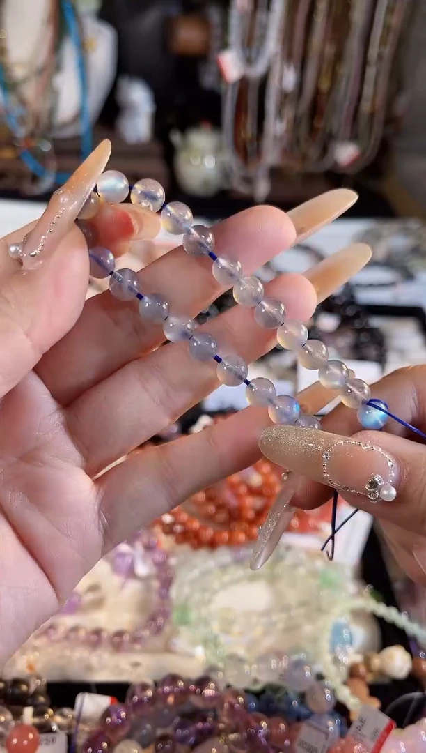 【闪购商品】拉长石手链未镶嵌多样性发货其一