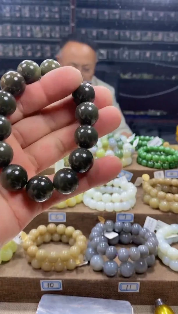 【闪购商品】和田玉手串未镶嵌，