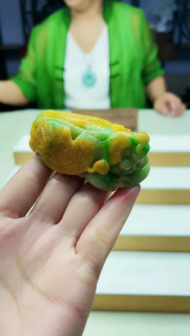 未镶嵌定制翡翠毛货09280269