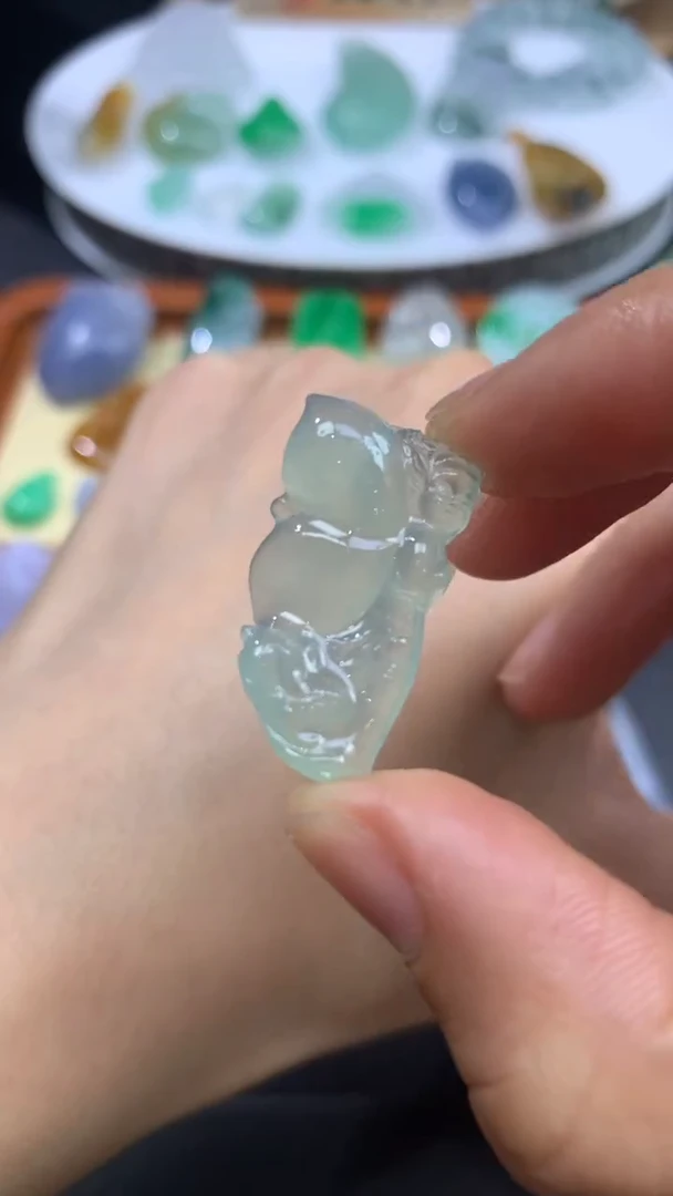【闪购商品】定制翡翠未镶嵌翡翠