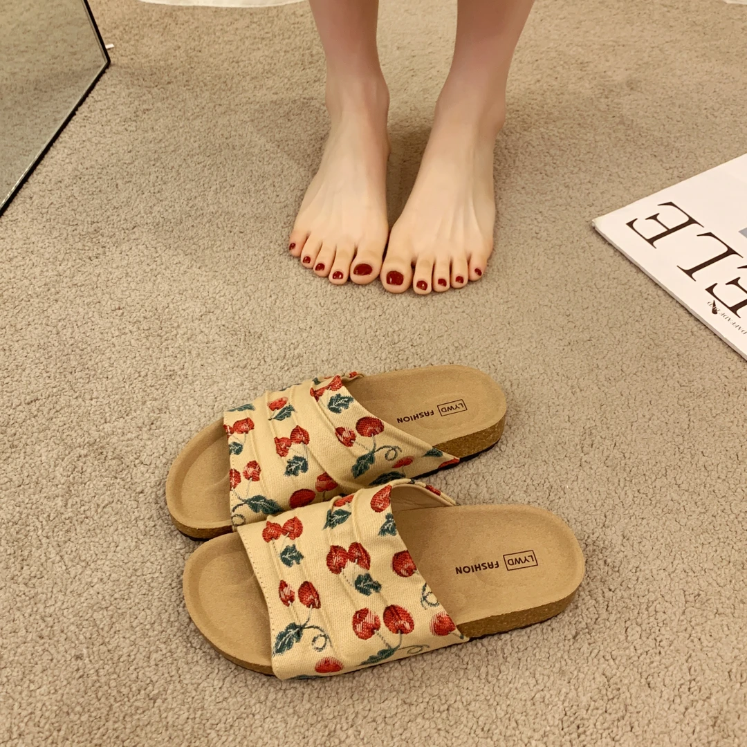 大码女鞋41一43胖脚宽肥小众百搭厚底樱桃勃肯凉拖鞋女软底一字拖