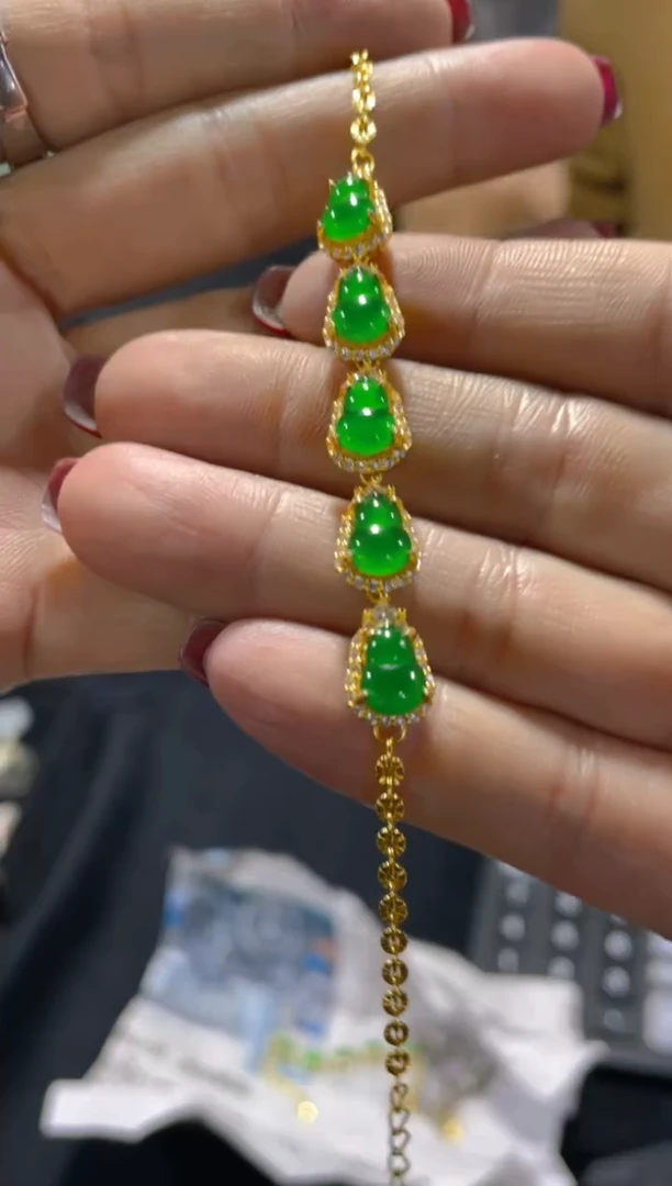 【闪购商品】定制翡翠未镶嵌天然A货翡翠假一罚四（多样性）