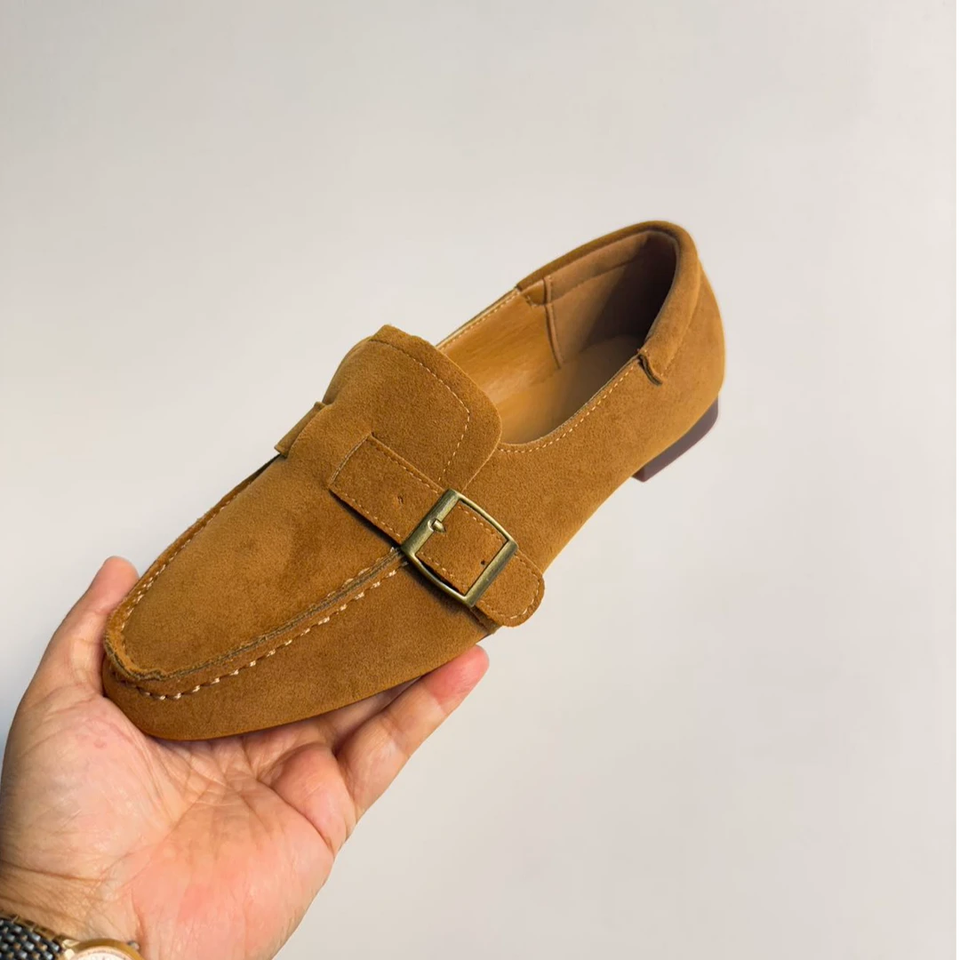 时尚又好看2025秋季新款软底平地懒人豆豆女人白塔单鞋