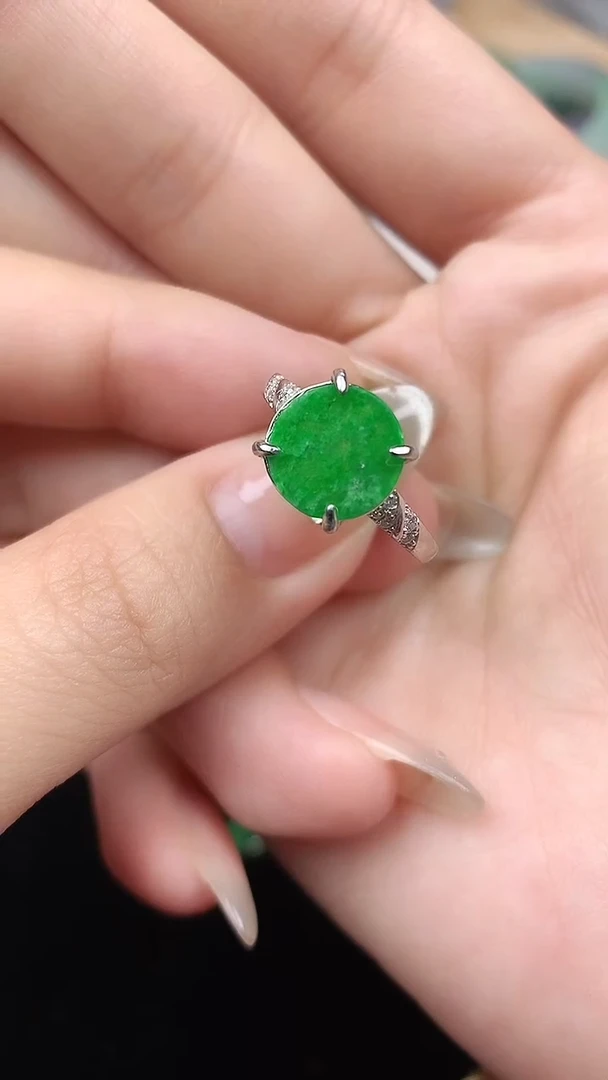 【闪购商品】翡翠戒指银S925镶嵌戒指