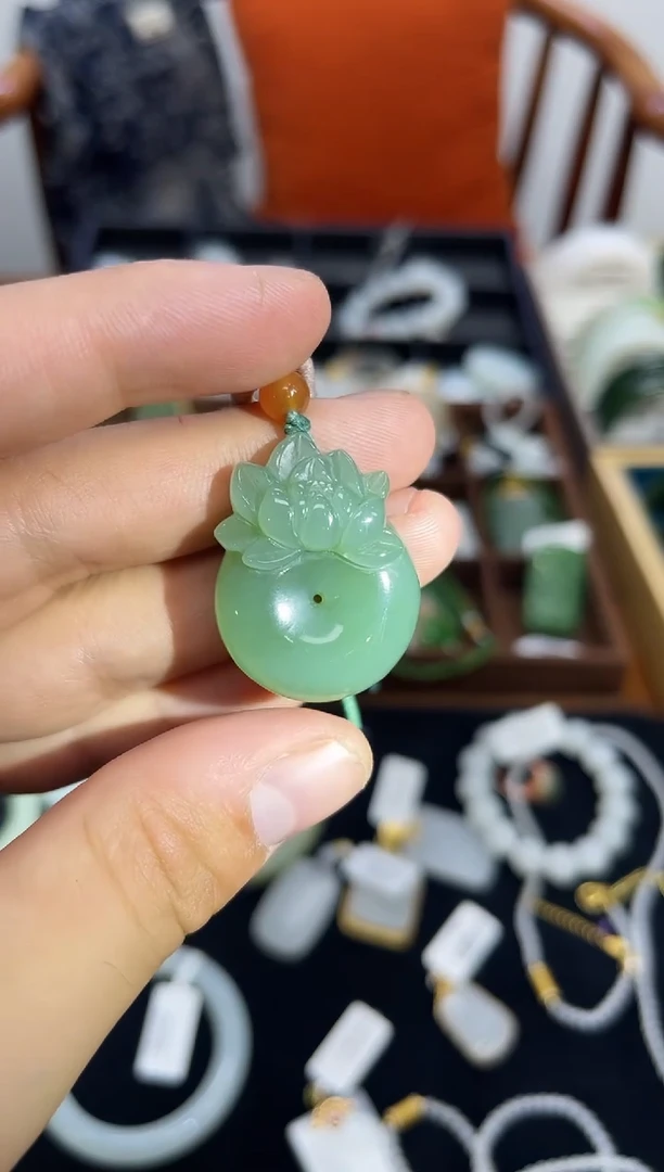 颈饰未镶嵌和田玉小艾多样性发货拍一发一