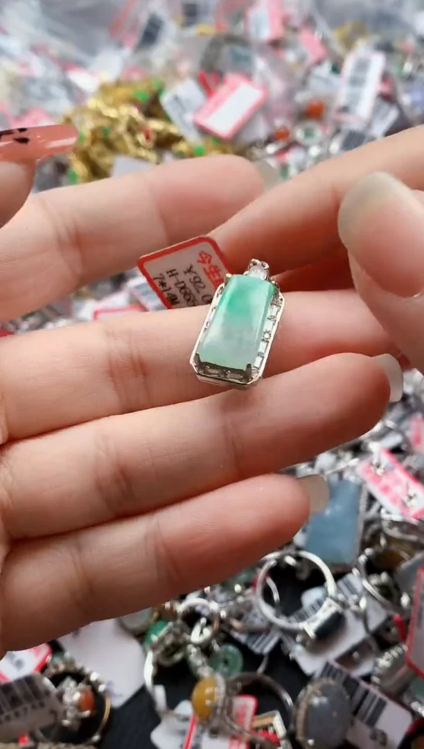 银S925镶嵌戒指翡翠天然A货缅甸翡翠