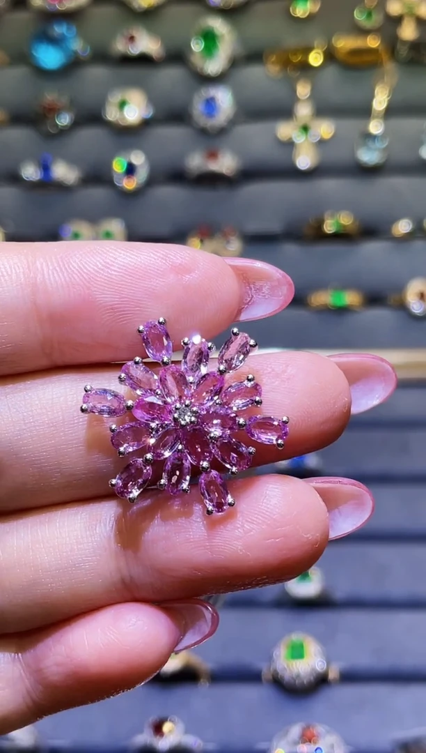 吊坠(赠链)蓝宝石18K金镶嵌5.5ct