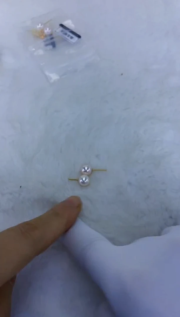 18K金镶嵌饰品海水珍珠8-8.5素钉定制