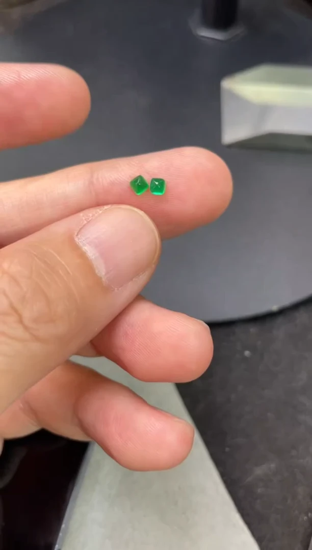 【闪购商品】祖母绿裸石未镶嵌36.5分