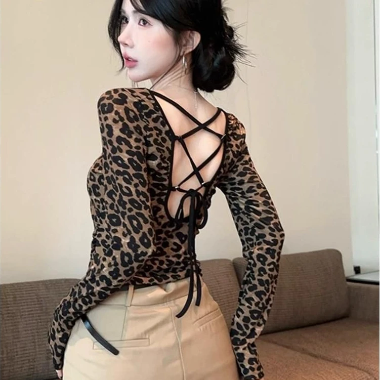 美式复古设计感甜辣豹纹不规则T恤女绑带露背洋气别致长袖上衣女